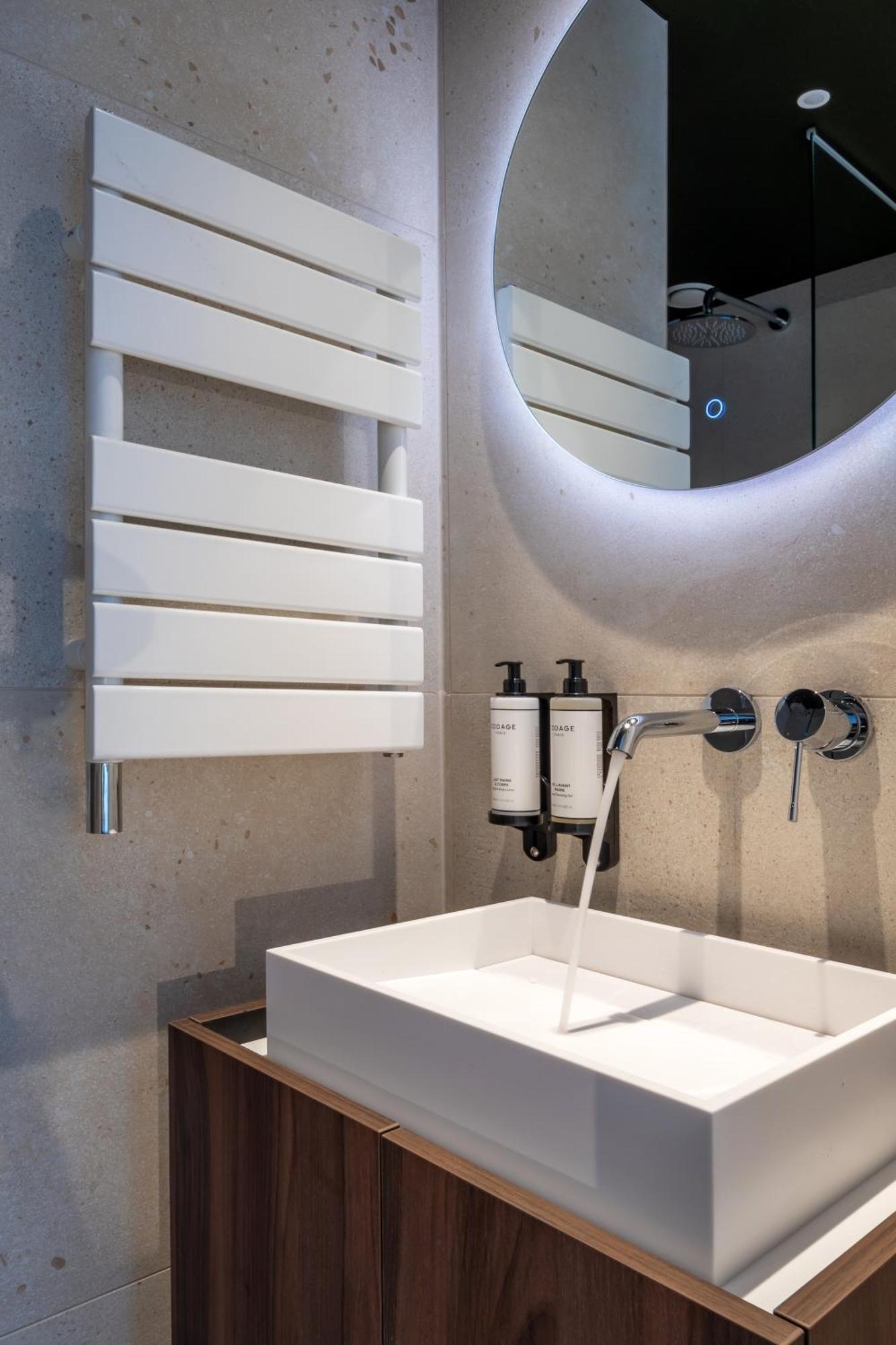 One Two Four - Hotel & Spa ヘント エクステリア 写真